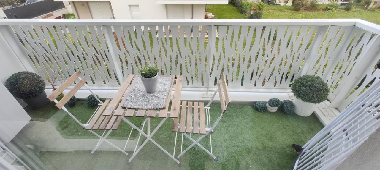 Chic Apart With Parking Near Paris Lägenhet Épinay-sur-Seine Exteriör bild